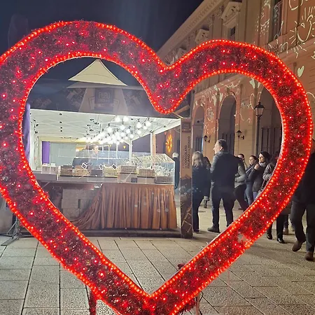 N & C Noemi & Costa Nyaraló